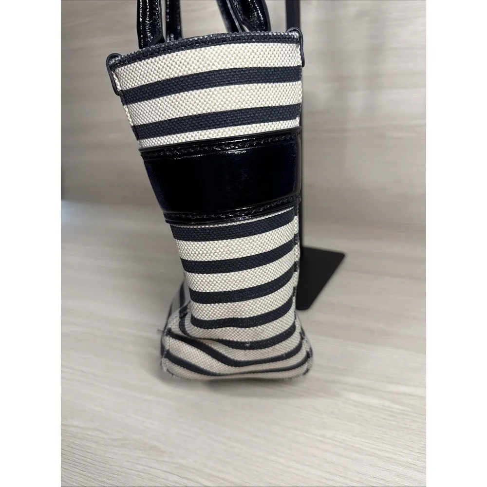 Kate‎ Spade Quinn Cream With Black Patent Leather Striped Purse, w/ Bow Tweed
